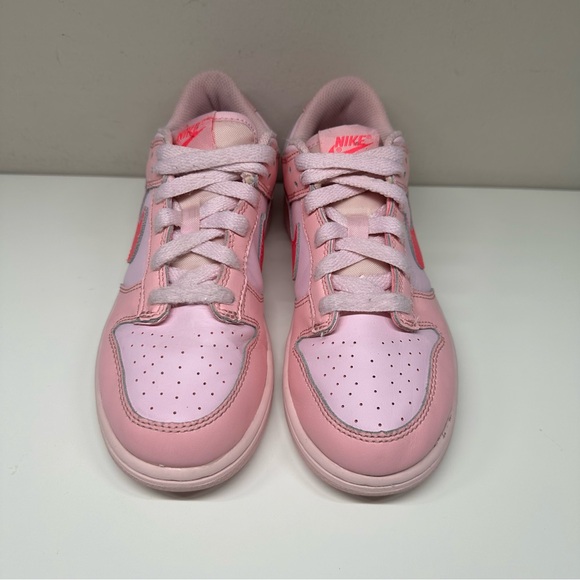 EUC | Nike | Dunk Low | Triple Pink | Girls 3Y US - Picture 8 of 12